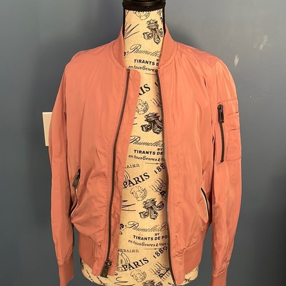 Brand new Levi Strauss women’s jacket - Picture 3 of 3